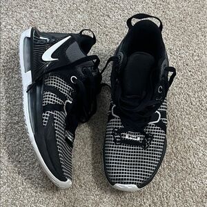 Nike LeBron Witness 7TB basketball shoes